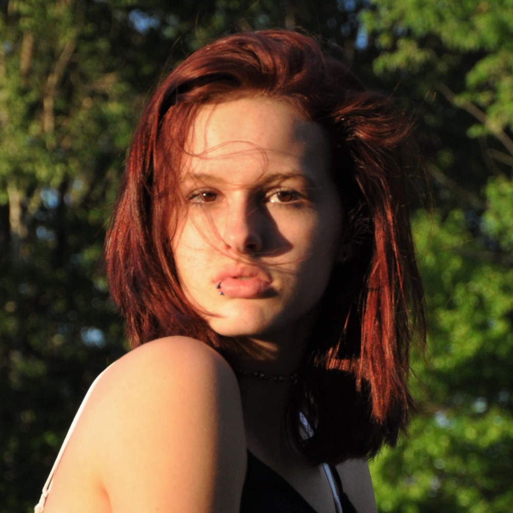 Meet your Posher, Madelyn